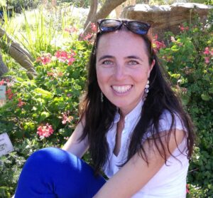 Sarah Van Borek, sitting in Kirstenbosch Gardens